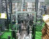Palletizing machine CASTIGLIONI ROBOTICA HDPE//PET Bottles palletizer