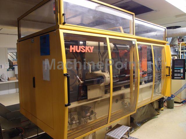 Injection moulding machine for PET preforms - HUSKY - GL300PET P100/110 E100