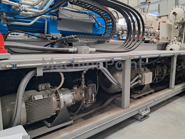 KRAUSS MAFFEI - 900/8100 GX  - Maquinaria usada