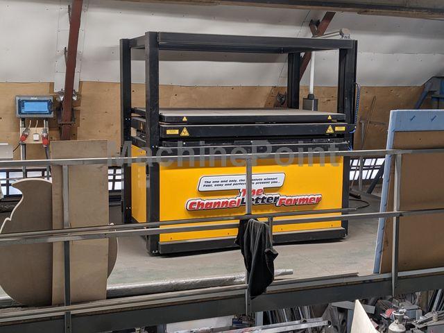 THE CHANNELLETTER FORMER - Channelletter Former 150 x 200 cm - Machine d'occasion