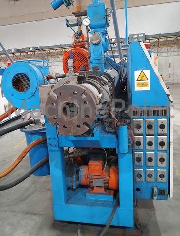 CINCINNATI MILACRON - E55 - Used machine