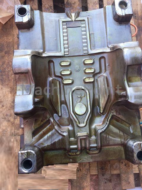  - MOULDS FOR THE PRODUCTION OF CHILD CAR SEATS - Gebrauchtmaschinen