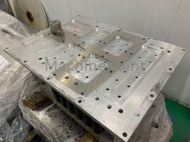 HUSKY - Cold Half System HyPET - Maszyna używana