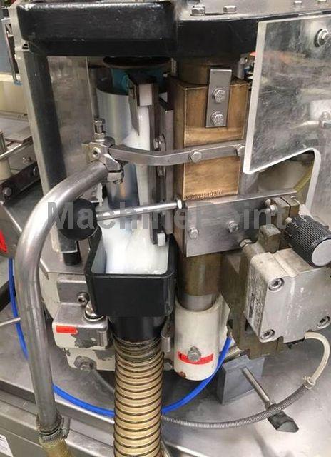 KRONES - Krones Universella Labeler 723-D37 - Machine d'occasion