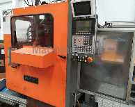 Extrusión-soplado hasta 2 l PLASTIBLOW PB 2000SE 60/25