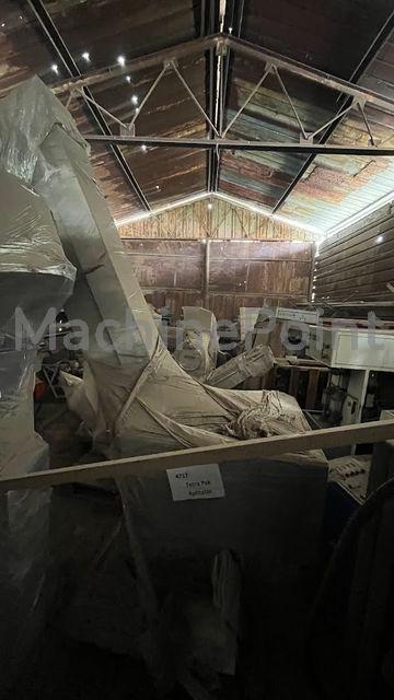 TETRA PAK - TCA 47 - Maszyna używana