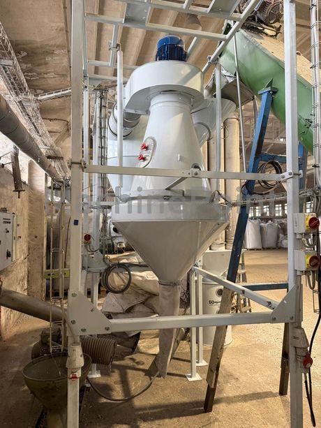  - KIA 60 - Maquinaria usada